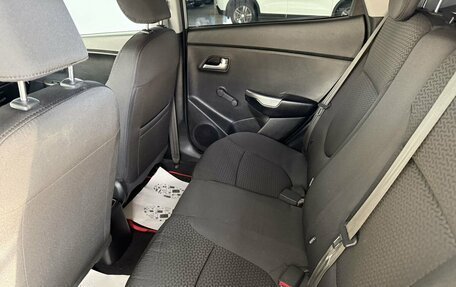 KIA Rio III рестайлинг, 2015 год, 890 000 рублей, 8 фотография