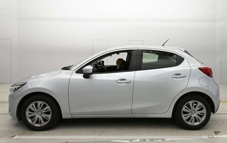 Mazda Demio IV, 2017 год, 840 000 рублей, 6 фотография
