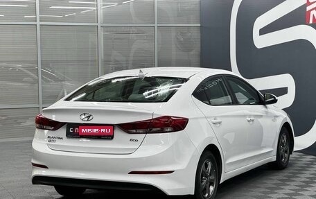 Hyundai Elantra VI рестайлинг, 2016 год, 1 379 900 рублей, 6 фотография