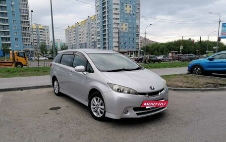 Toyota Wish II, 2011 год, 1 350 000 рублей, 2 фотография
