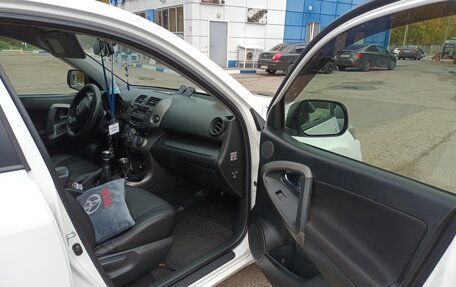 Toyota RAV4, 2011 год, 1 200 000 рублей, 8 фотография