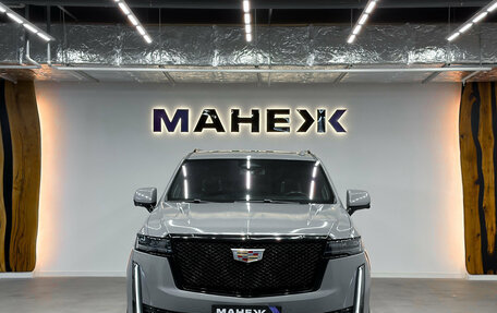 Cadillac Escalade V, 2021 год, 8 420 000 рублей, 2 фотография