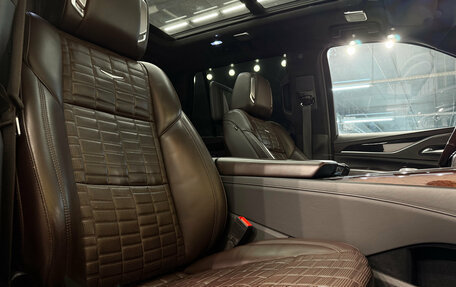 Cadillac Escalade V, 2021 год, 8 420 000 рублей, 18 фотография