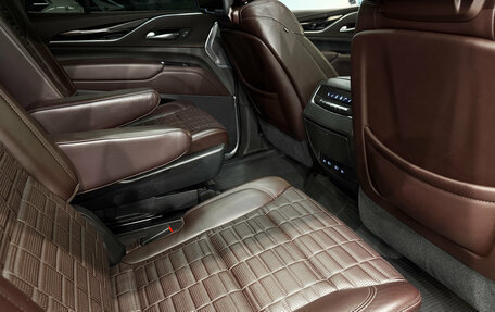 Cadillac Escalade V, 2021 год, 8 420 000 рублей, 21 фотография