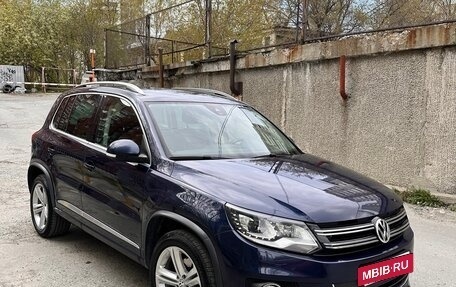 Volkswagen Tiguan I, 2016 год, 1 900 000 рублей, 3 фотография