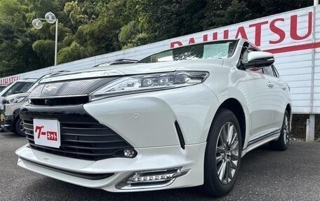Toyota Harrier, 2019 год, 1 990 000 рублей, 2 фотография