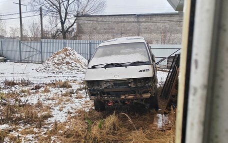 Toyota MasterAce Surf, 1989 год, 30 000 рублей, 1 фотография