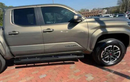 Toyota Tacoma, 2025 год, 6 688 000 рублей, 2 фотография