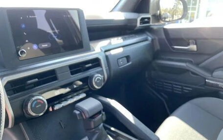 Toyota Tacoma, 2025 год, 6 688 000 рублей, 10 фотография