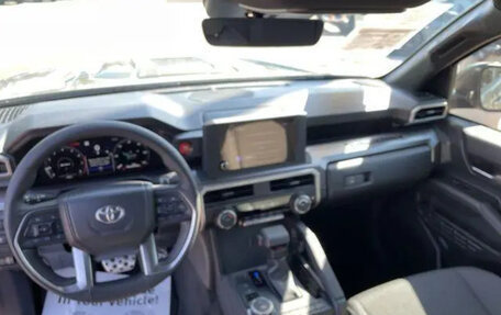 Toyota Tacoma, 2025 год, 6 688 000 рублей, 13 фотография