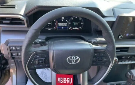 Toyota Tacoma, 2025 год, 6 688 000 рублей, 9 фотография