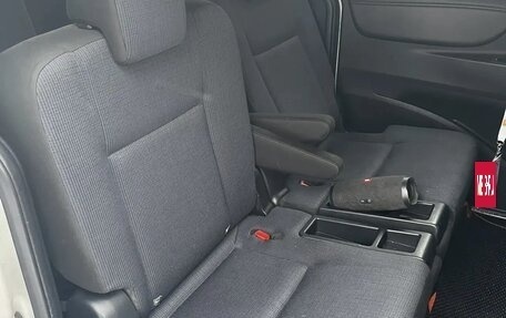 Toyota Sienta II, 2019 год, 1 285 000 рублей, 4 фотография