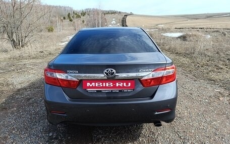 Toyota Camry, 2013 год, 1 700 000 рублей, 14 фотография