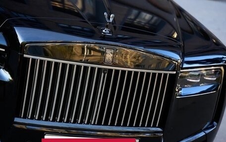 Rolls-Royce Cullinan, 2024 год, 65 000 000 рублей, 12 фотография