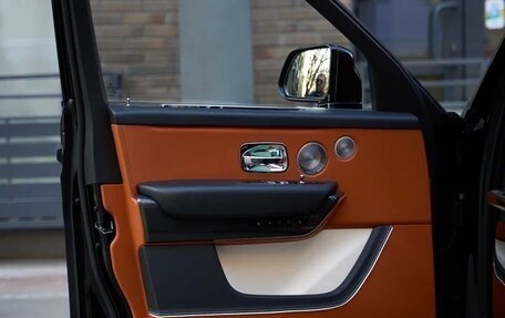 Rolls-Royce Cullinan, 2024 год, 65 000 000 рублей, 25 фотография