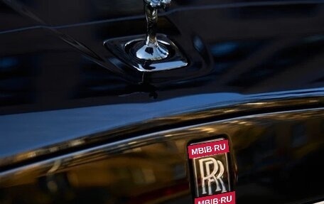 Rolls-Royce Cullinan, 2024 год, 65 000 000 рублей, 38 фотография