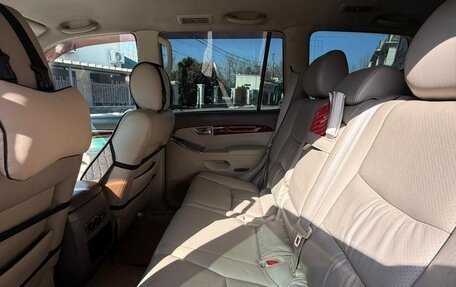 Toyota Land Cruiser Prado 120 рестайлинг, 2007 год, 1 980 000 рублей, 6 фотография