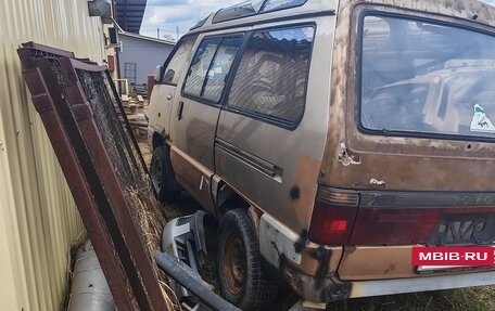 Toyota MasterAce Surf, 1989 год, 30 000 рублей, 3 фотография