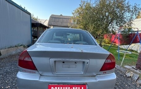 Mitsubishi Mirage VI рестайлинг, 2000 год, 150 000 рублей, 3 фотография