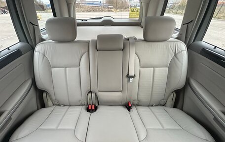 Mercedes-Benz GL-Класс, 2011 год, 3 000 000 рублей, 26 фотография