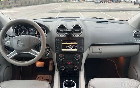 Mercedes-Benz GL-Класс, 2011 год, 3 000 000 рублей, 28 фотография