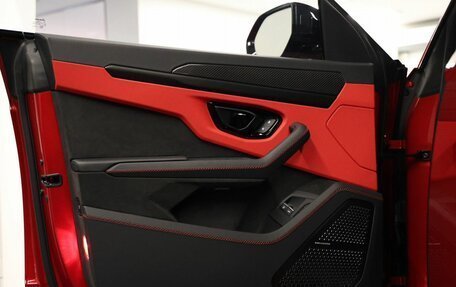 Lamborghini Urus I, 2026 год, 45 000 000 рублей, 17 фотография