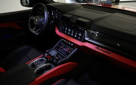 Lamborghini Urus I, 2026 год, 45 000 000 рублей, 39 фотография