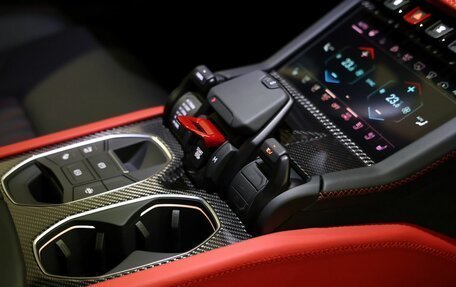 Lamborghini Urus I, 2026 год, 45 000 000 рублей, 35 фотография