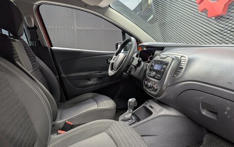 Renault Kaptur I рестайлинг, 2017 год, 1 299 000 рублей, 29 фотография