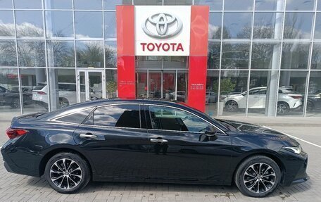 Toyota Avalon, 2022 год, 3 850 000 рублей, 4 фотография