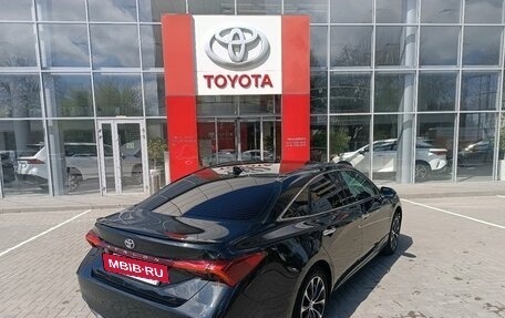 Toyota Avalon, 2022 год, 3 850 000 рублей, 5 фотография