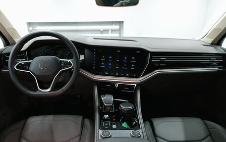 Volkswagen Touareg III, 2025 год, 8 400 000 рублей, 22 фотография