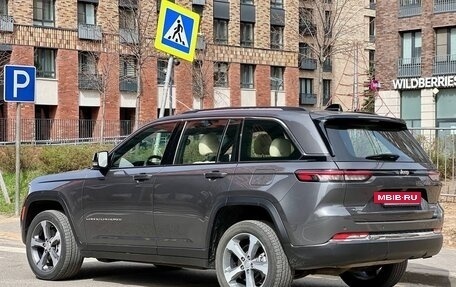 Jeep Grand Cherokee, 2023 год, 5 899 000 рублей, 4 фотография