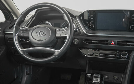 Hyundai Sonata VIII, 2021 год, 2 099 000 рублей, 13 фотография