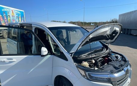 Honda Stepwgn IV, 2020 год, 2 620 000 рублей, 11 фотография