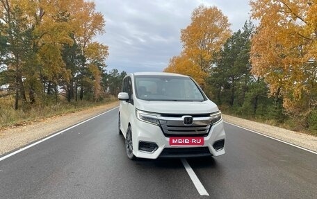 Honda Stepwgn IV, 2020 год, 2 620 000 рублей, 6 фотография