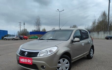 Renault Sandero I, 2010 год, 550 000 рублей, 1 фотография