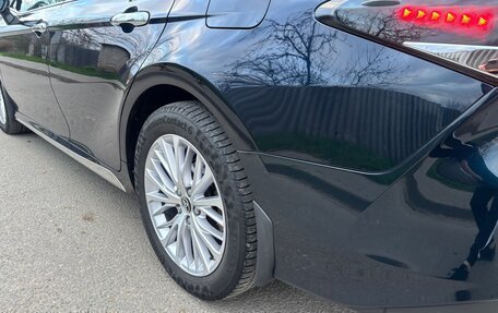 Toyota Camry, 2018 год, 2 300 000 рублей, 11 фотография