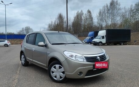 Renault Sandero I, 2010 год, 550 000 рублей, 3 фотография