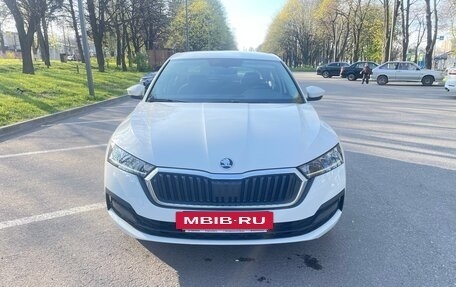 Skoda Octavia IV, 2021 год, 2 300 000 рублей, 3 фотография