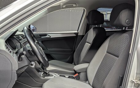 Volkswagen Tiguan II, 2019 год, 2 625 000 рублей, 12 фотография