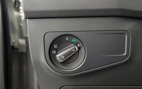 Volkswagen Tiguan II, 2019 год, 2 625 000 рублей, 21 фотография