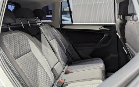 Volkswagen Tiguan II, 2019 год, 2 625 000 рублей, 35 фотография