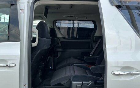 Toyota Vellfire I, 2008 год, 2 520 000 рублей, 11 фотография