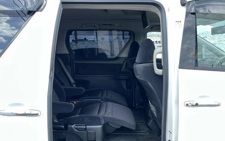 Toyota Vellfire I, 2008 год, 2 520 000 рублей, 16 фотография