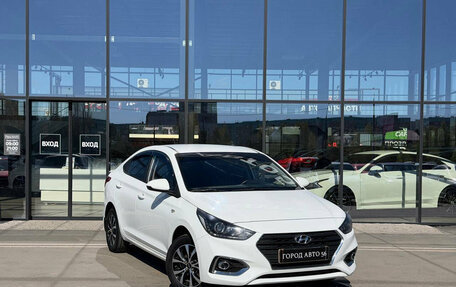 Hyundai Solaris II рестайлинг, 2018 год, 1 300 000 рублей, 3 фотография