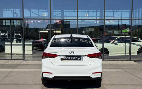 Hyundai Solaris II рестайлинг, 2018 год, 1 300 000 рублей, 6 фотография