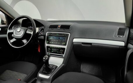 Skoda Octavia, 2011 год, 619 000 рублей, 13 фотография