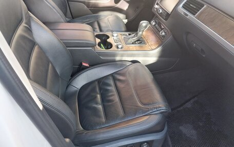 Volkswagen Touareg III, 2016 год, 3 580 000 рублей, 7 фотография