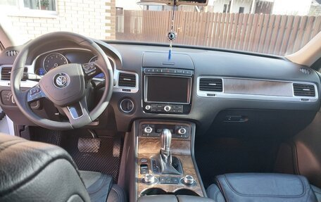 Volkswagen Touareg III, 2016 год, 3 580 000 рублей, 6 фотография